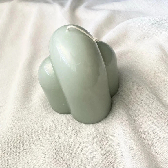 NEW FEM POLAND Pillar Candle Unique shape Sage green - Picture 2 of 11